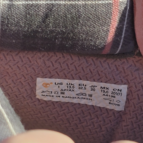 Plaid Timberland Pink boots size 1 girls - Picture 7 of 7